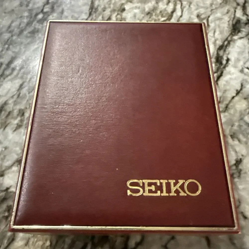 VTG Seiko Wind-Up Watch 11-4899 Blue Dial Silver Tone Band W/Original Box-Runs!